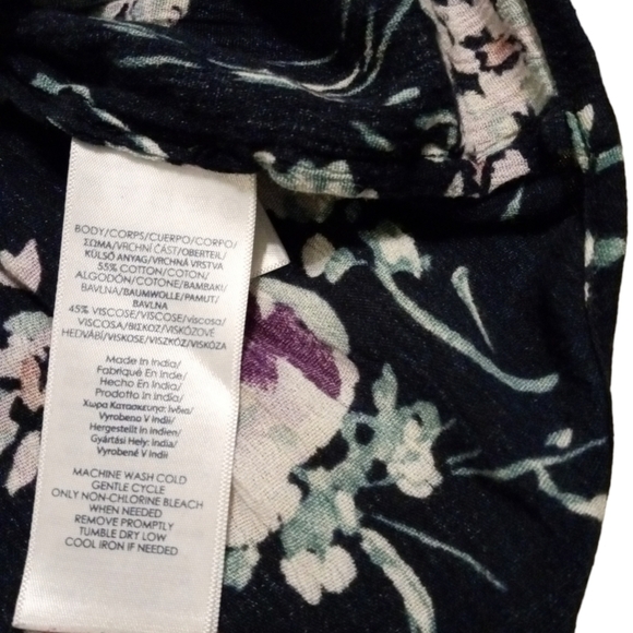 Dark Floral Print Peek a Boo Front Long Sleeved Peasant Tunic Style Top XL - Picture 7 of 9